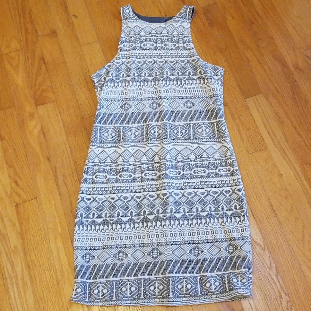 GREAT LITTLE SLEEVELESS DRESS